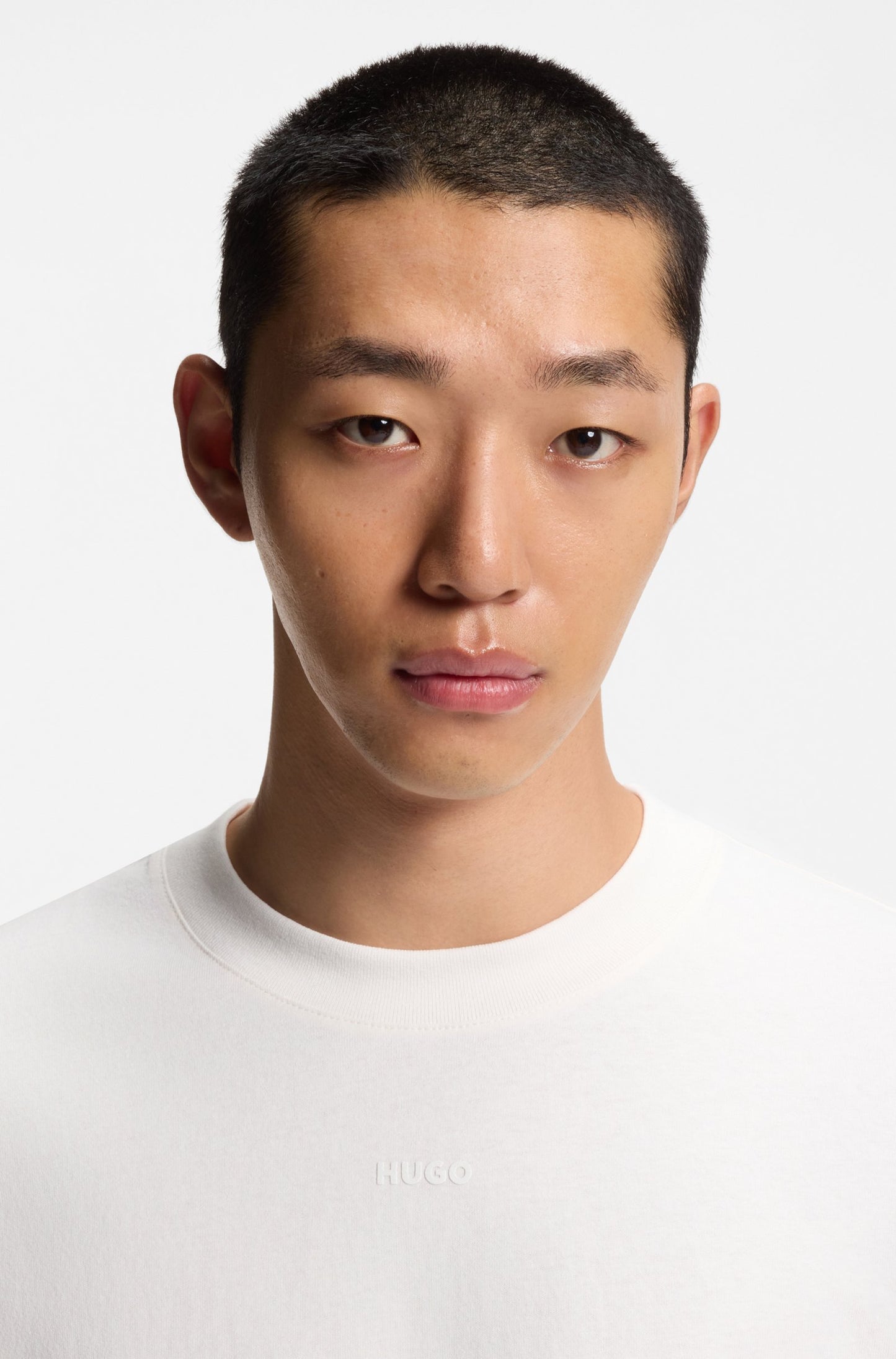 Hugo Relaxed-Fit T-Shirt With Centered Logo Detail — White