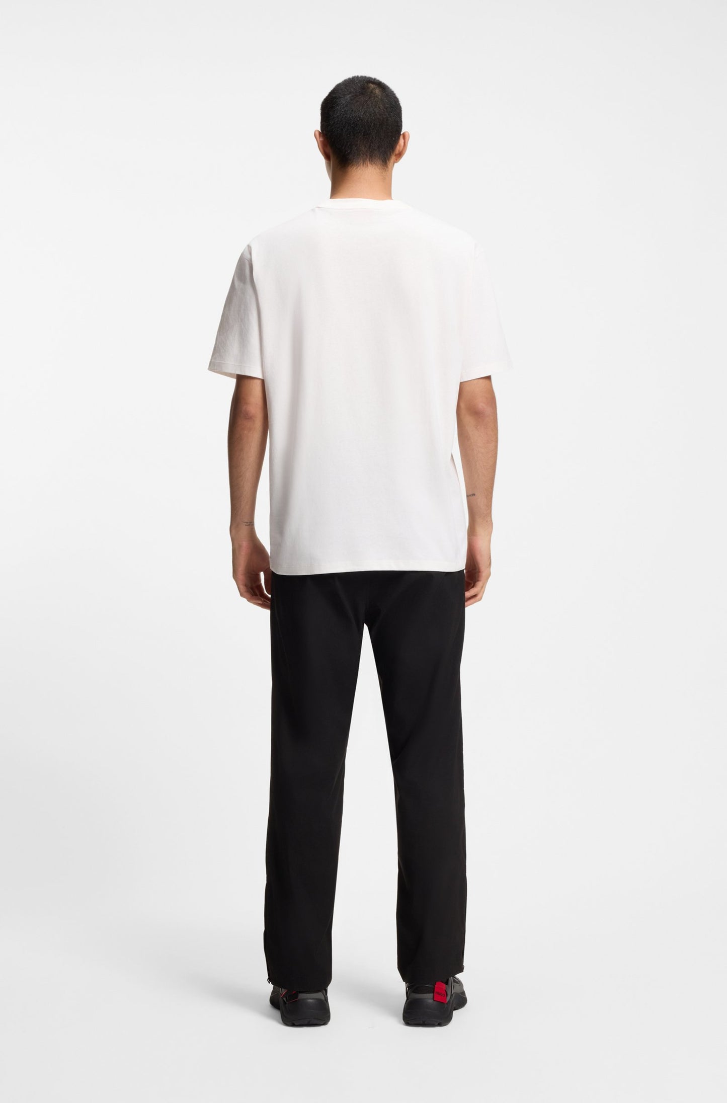 Hugo Relaxed-Fit T-Shirt With Centered Logo Detail — White